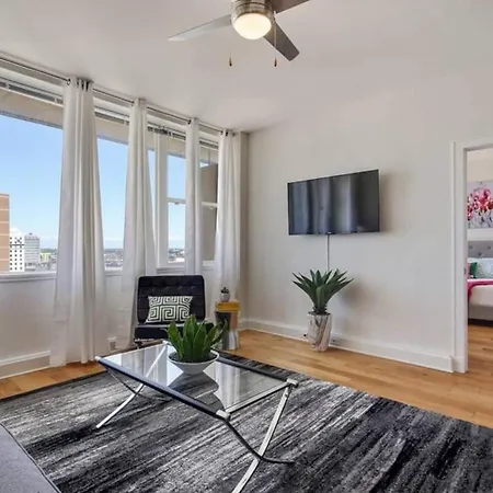 Elegant In Nola With Rooftop Pool * New Orleans