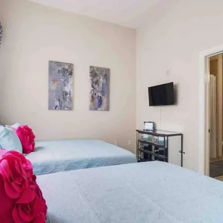 Upscale Nola Apartment *