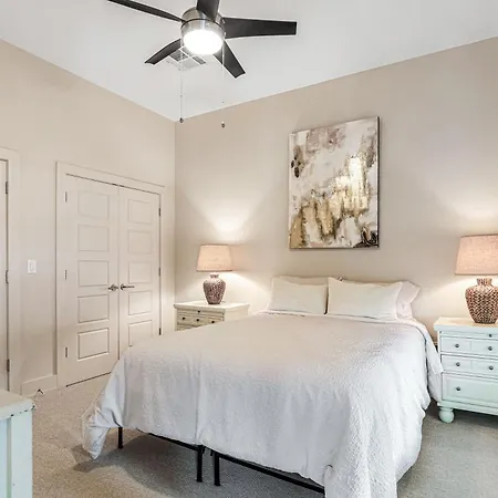 Apartment 2br Spacious Downtown
