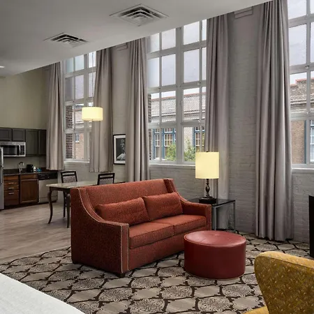 Hampton And Convention Center 3* New Orleans