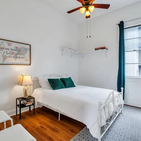 Holiday home Chic 3br Steps To The Canal Streetcar W Pool New Orleans