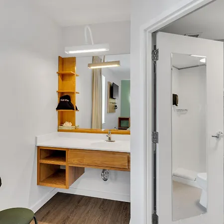 The Quisby Hotel 3*