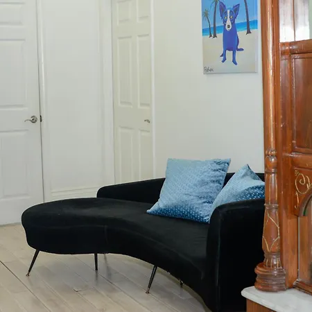7 Bedroom - Sleeps 14! Next To Bourbon Street *