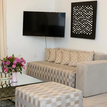 7 Bedroom - Sleeps 14! Next To Bourbon Street Villa *