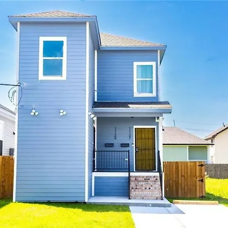 Modern City Nola Near Super Dome With Parking Apartment New Orleans