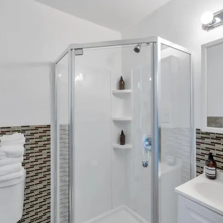 Chic 3br Steps To The Canal Streetcar W Pool New Orleans