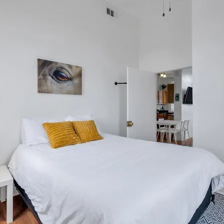 Chic 3br Steps To The Canal Streetcar W Pool New Orleans