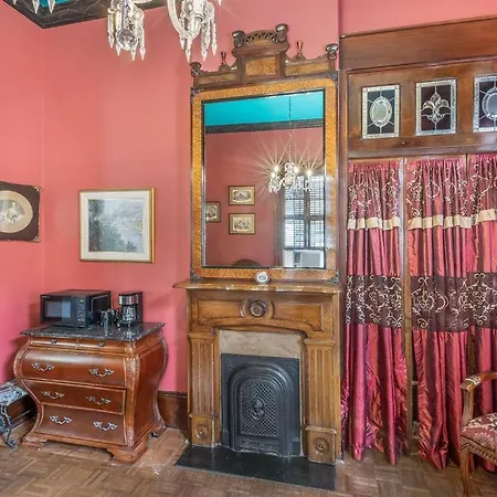 Royal Barracks Guest house