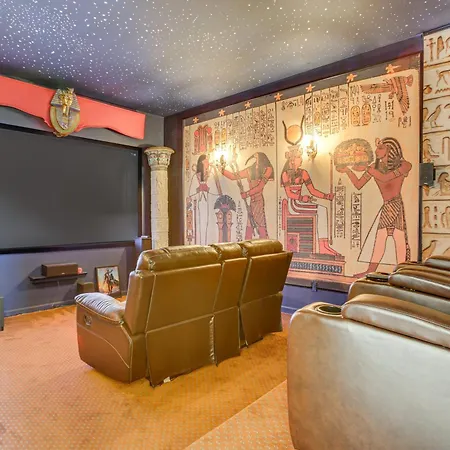 Inviting With Theater And Grill! Holiday home New Orleans