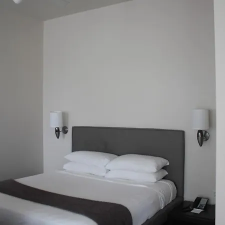 Hotel Loft 523 4*