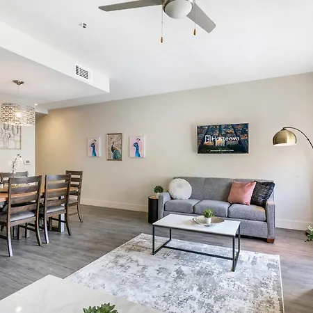 Cozy 5-minute Walk To French Quarter Apartment