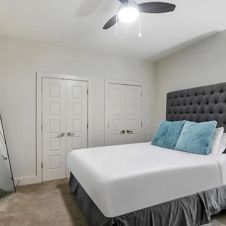 Elegant - Near French Quarter & Bourbon St Apartment New Orleans