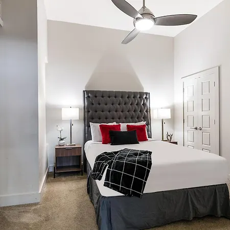 Modern - Near Main Nola Attractions Apartment *
