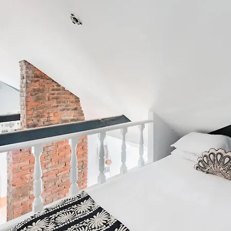 Chic Spot Near The Lower French Quarter Apartment *