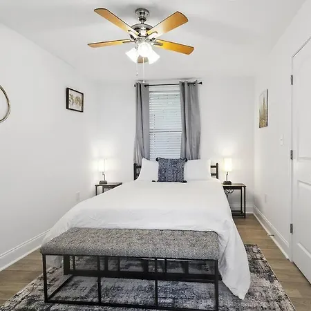 Apartment Luxury 6br Oasis Near French Qtr *