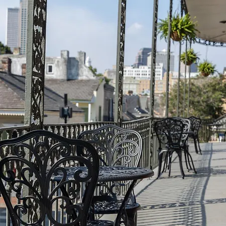 On St. Peter, A French Quarter Inn