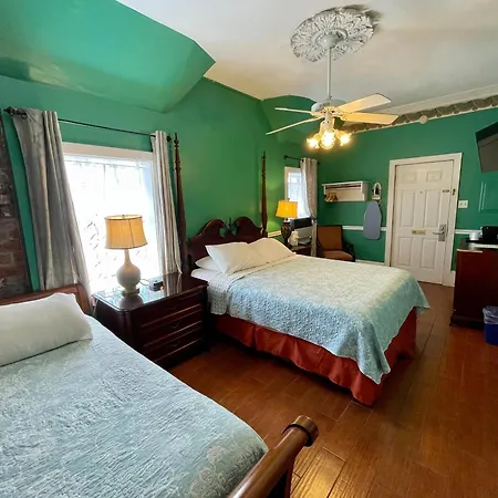 Convento Hotel New Orleans