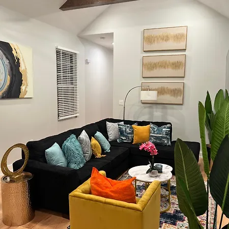 Blues Bywater Luxury Holiday home *
