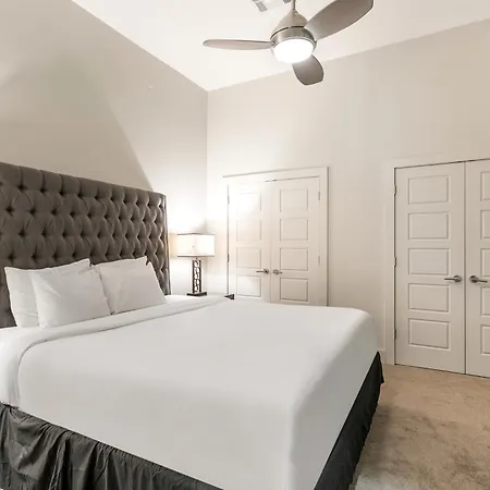 Charming 2br Retreat Steps From The French Quarter *