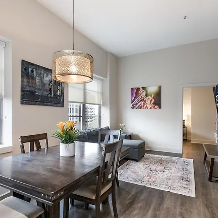 Charming 2br Retreat Steps From The French Quarter Apartment New Orleans
