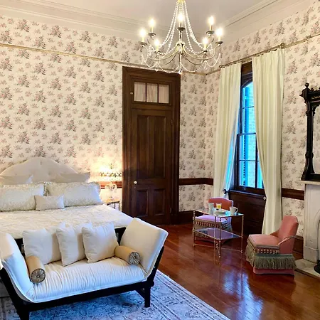 The Lanaux Mansion