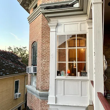 The Lanaux Mansion Bed & Breakfast New Orleans
