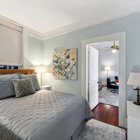 Bed & Breakfast The Lanaux Mansion 4*