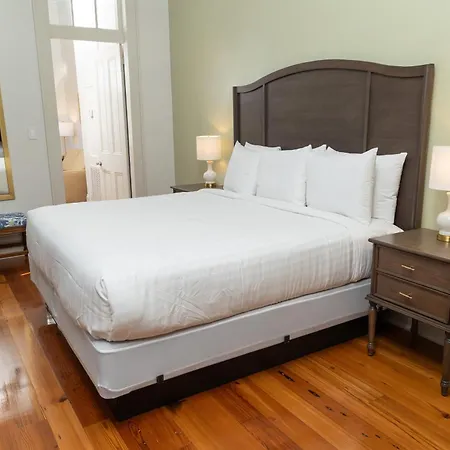 Hotel Lamothe House A French Quarter