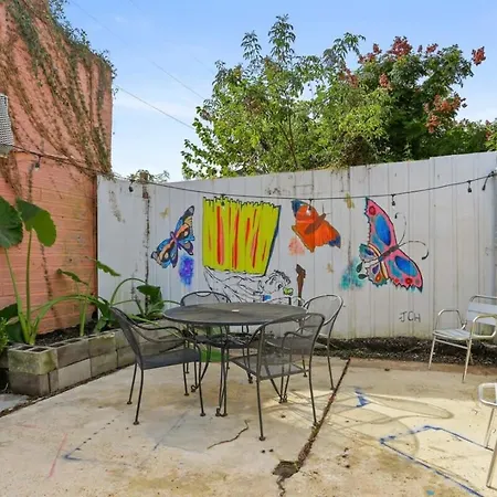 Pristine And Comfy Mid-city 2bd 1ba New Orleans