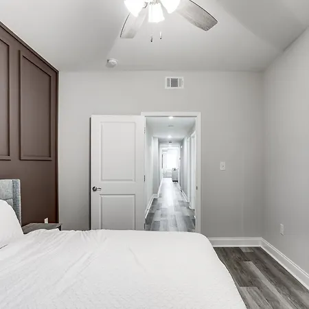 < 2 Mi To Jackson Square: W/ Yard Holiday home New Orleans