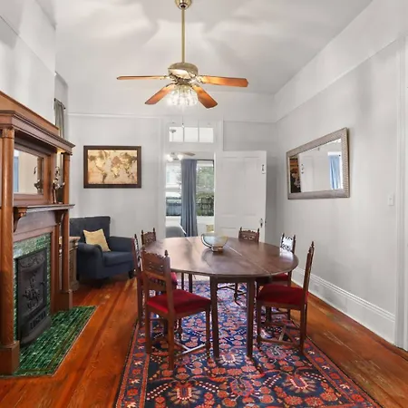 Apartment Uptown Charm Outdoor Space And Ez Street Car Access
