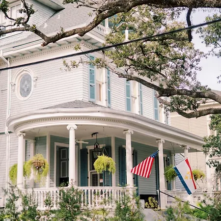The Sully Mansion Bed & Breakfast *