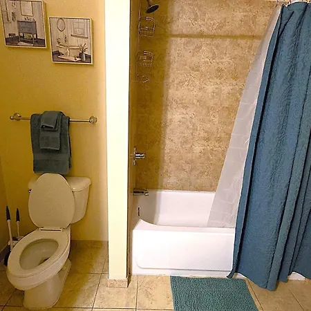Apartment Legacy Steps From The French Quarter Superdome Casino Bourbon St With Gym & Pool *
