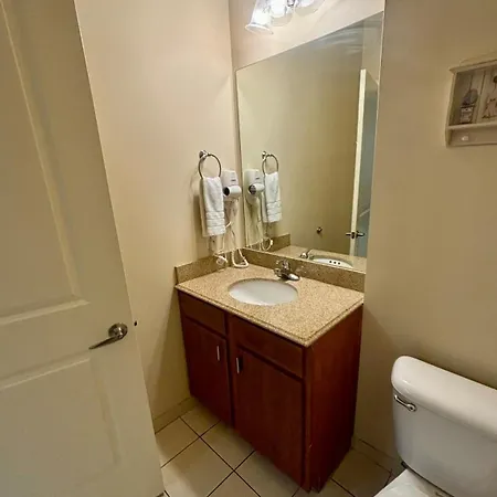 Apartment Legacy Steps From The French Quarter Superdome Casino Bourbon St With Gym & Pool