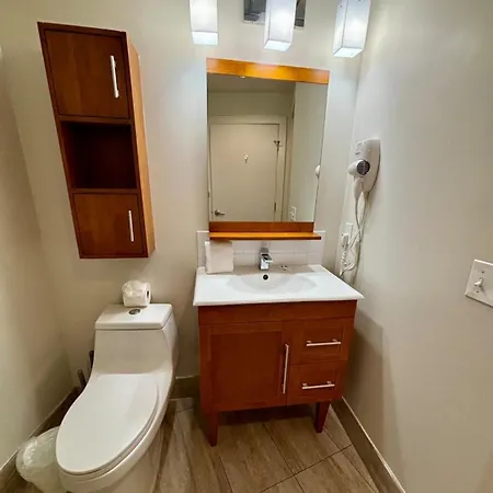 Legacy Steps From The French Quarter Superdome Casino Bourbon St With Gym & Pool New Orleans