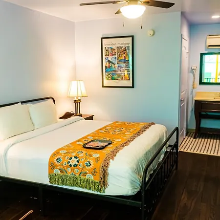 Historic Mardi Gras Inn New Orleans