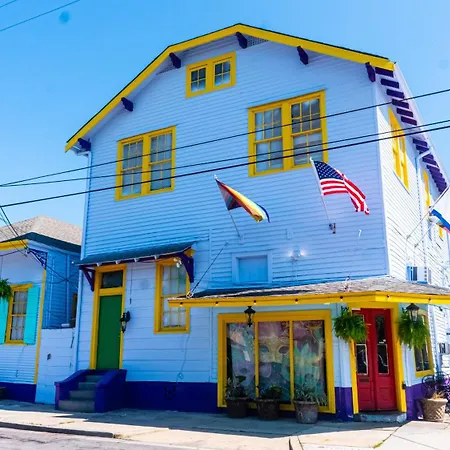Inn Historic Mardi Gras