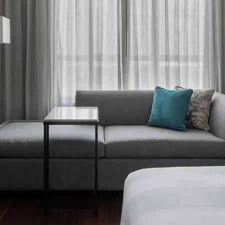 Hotel Marriott Warehouse Arts District 4*