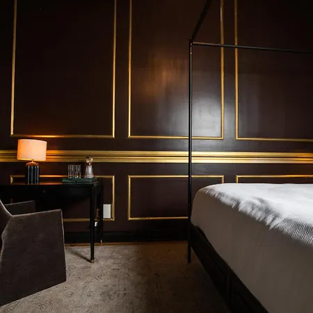 Blackbird Hotel 4*