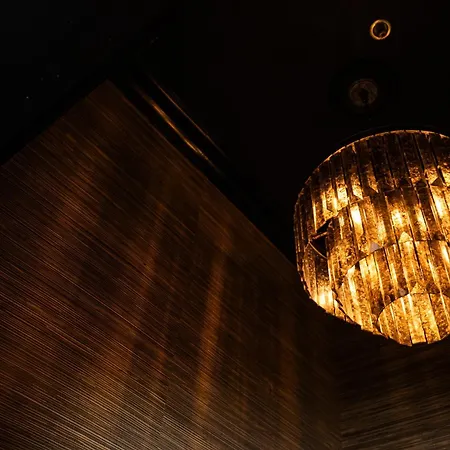 Blackbird Hotel