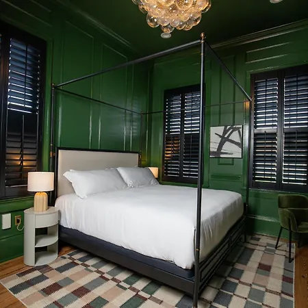 Blackbird 4* New Orleans