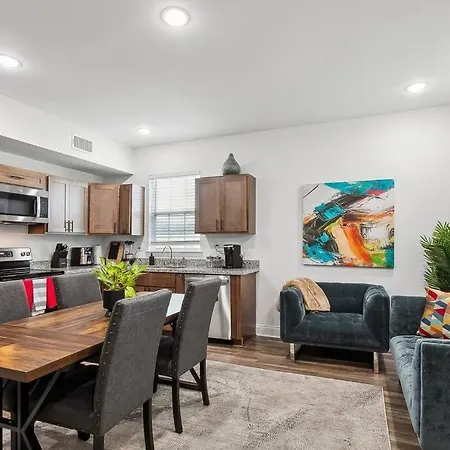 Apartment Chic 5br Oasis In Nola's Heart New Orleans