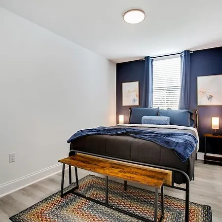 15 Bedrooms In The Heart Of Nola Apartment New Orleans