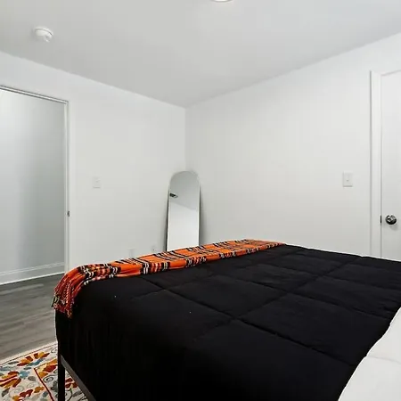 15 Bedrooms In The Heart Of Nola *