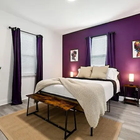 15 Bedrooms In The Heart Of Nola Apartment