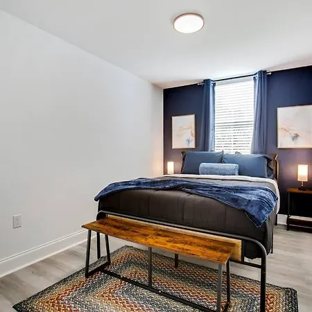 Grand 10-bedroom Oasis In Nola