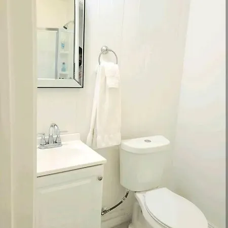 Loft - 2 Minute Walk To French Quarter - 2d Apartment