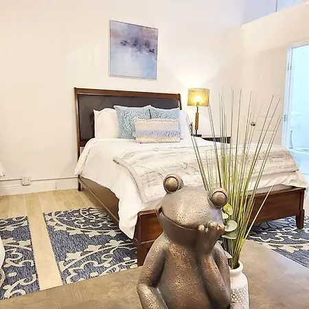 Loft - 2 Minute Walk To French Quarter - 2d Apartment *