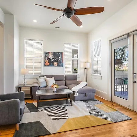 Amazing 3br Off St Charles With Pool New Orleans
