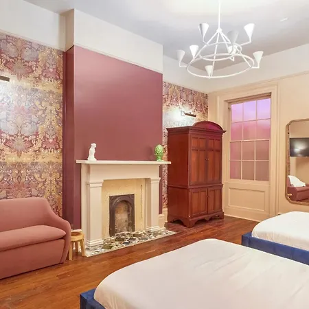 Bonsoir Aparthotel 4*
